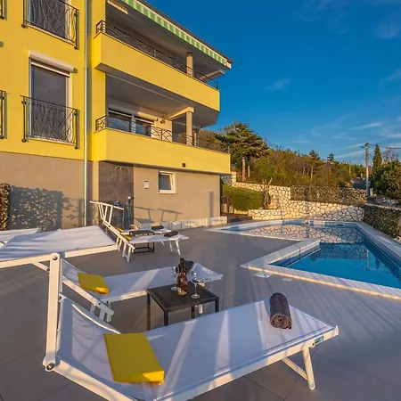Sun Villa *
